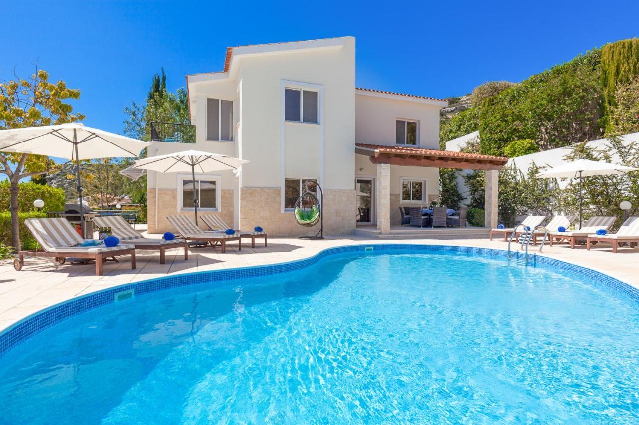 Villa Atlantica Peyia Exterior photo