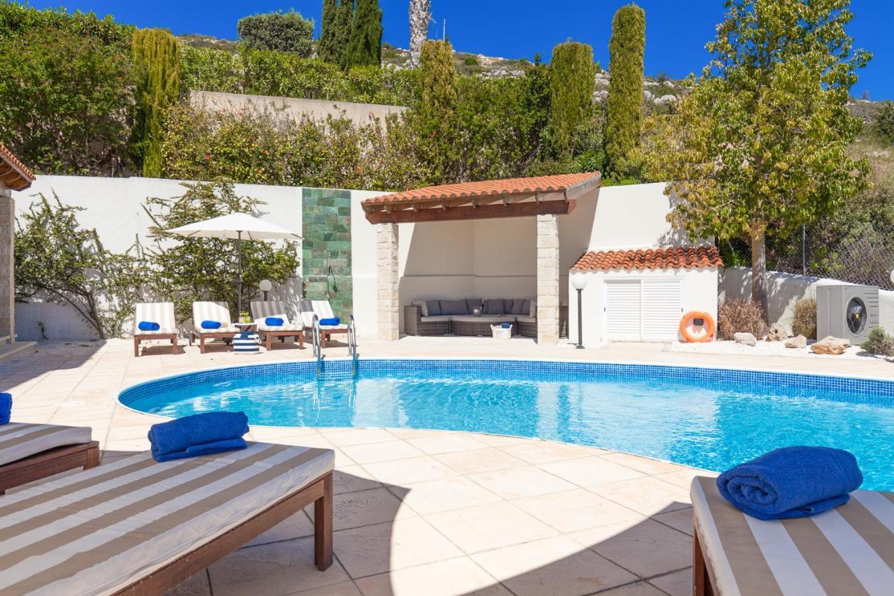 Villa Atlantica Peyia Exterior photo